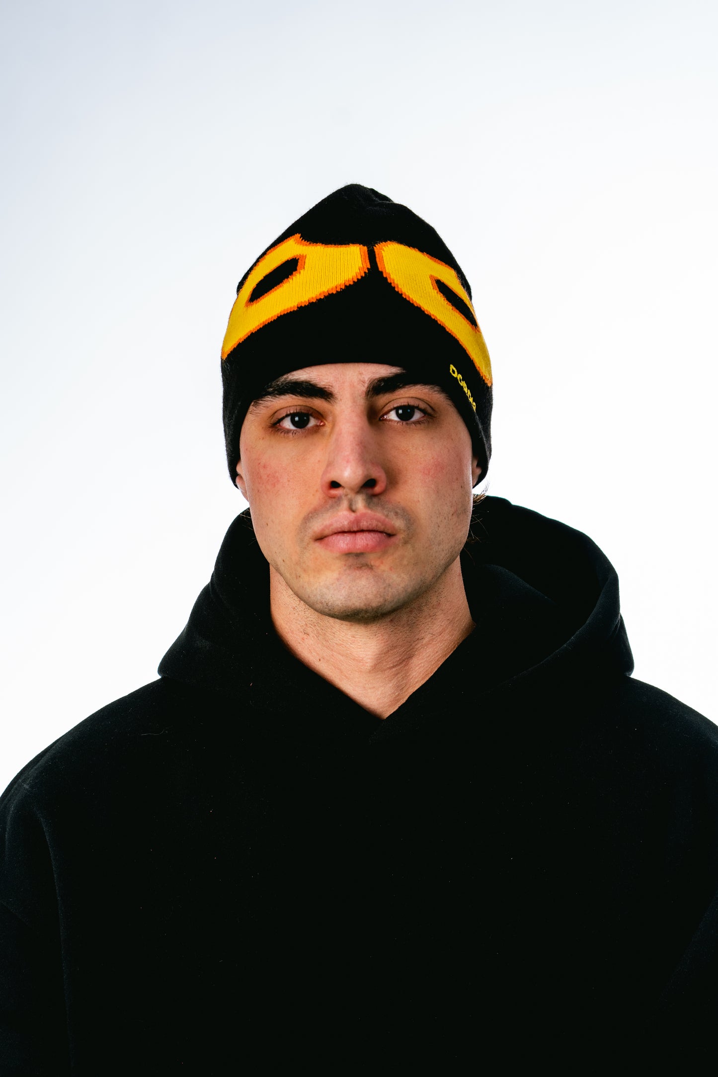 DORDIS ICONIC BLACK BEANIE