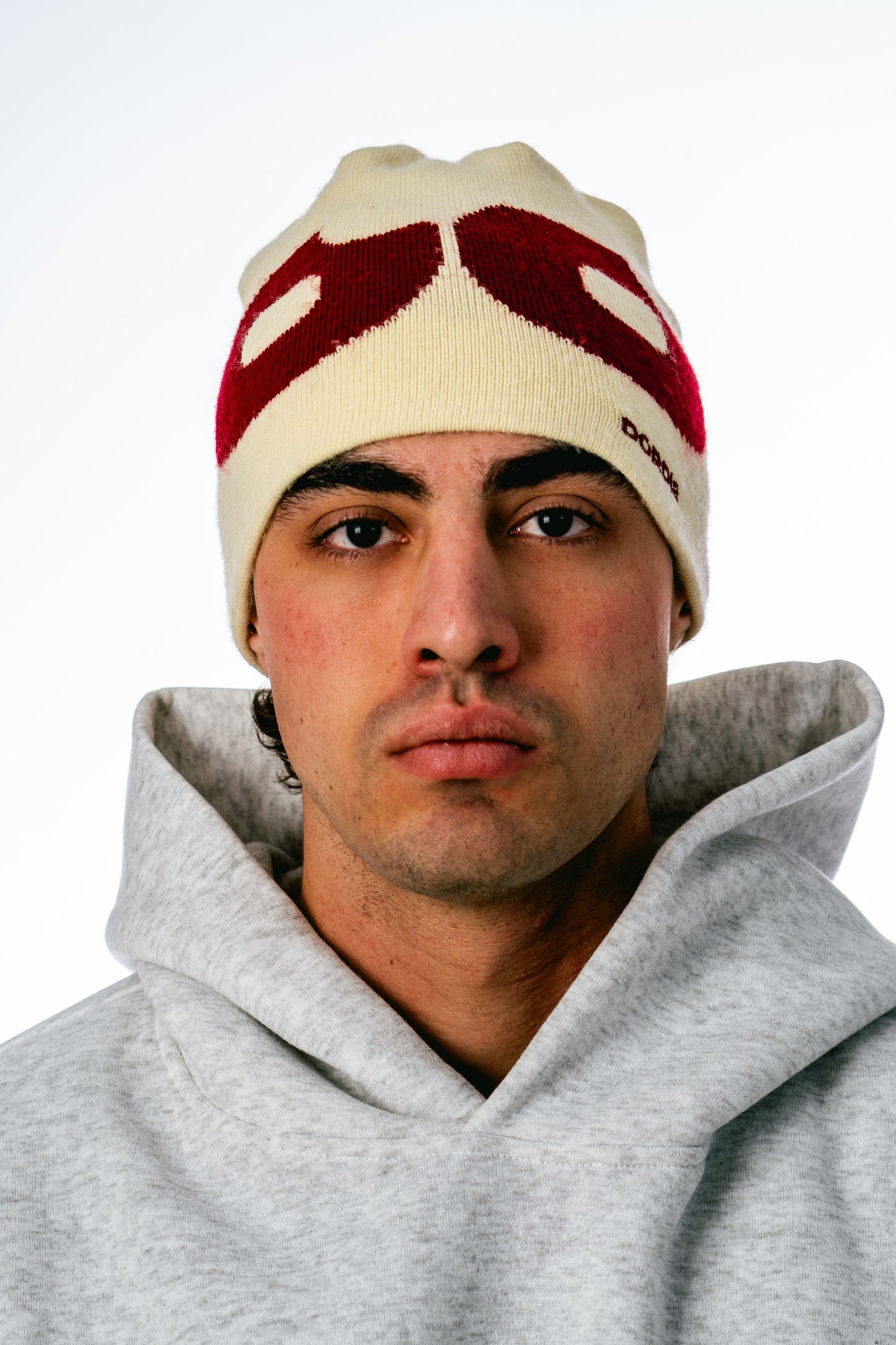 DORDIS ICONIC BEIGE BEANIE